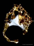 Imogen Belfield Gilded-ring-with-porcel