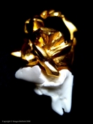 Imogen Belfield Gilded-ring-with-porcelain