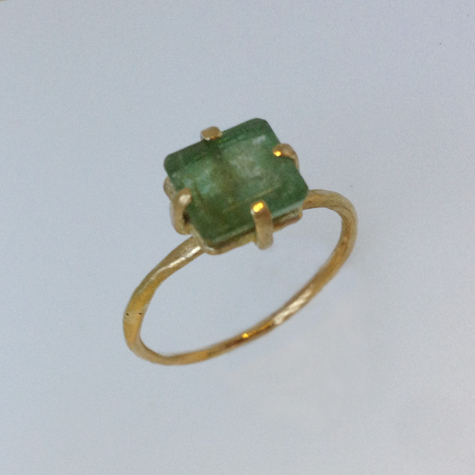 Daisy's emerald ring